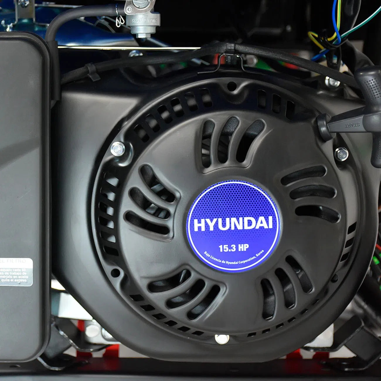 Generador Motor A Gasolina 15Hp Potencia Maxima 7200W Potencia Nominal 6500W 110V/220V HYUNDAI HYE7250